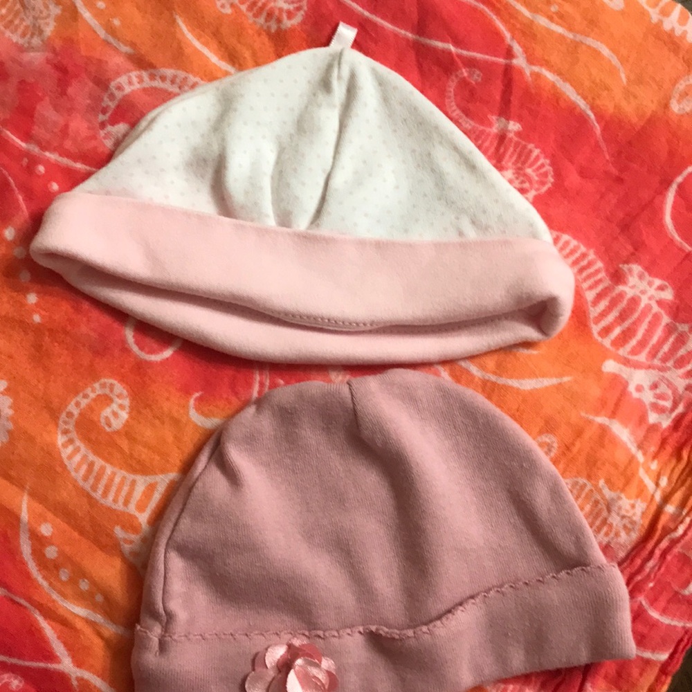 2 hats